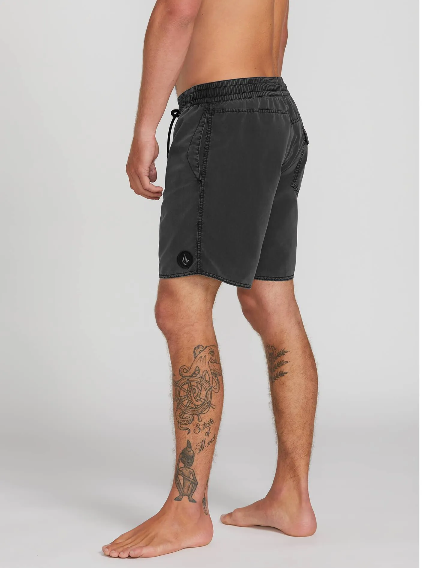 Center Trunk 17" Boardshort - BLACK