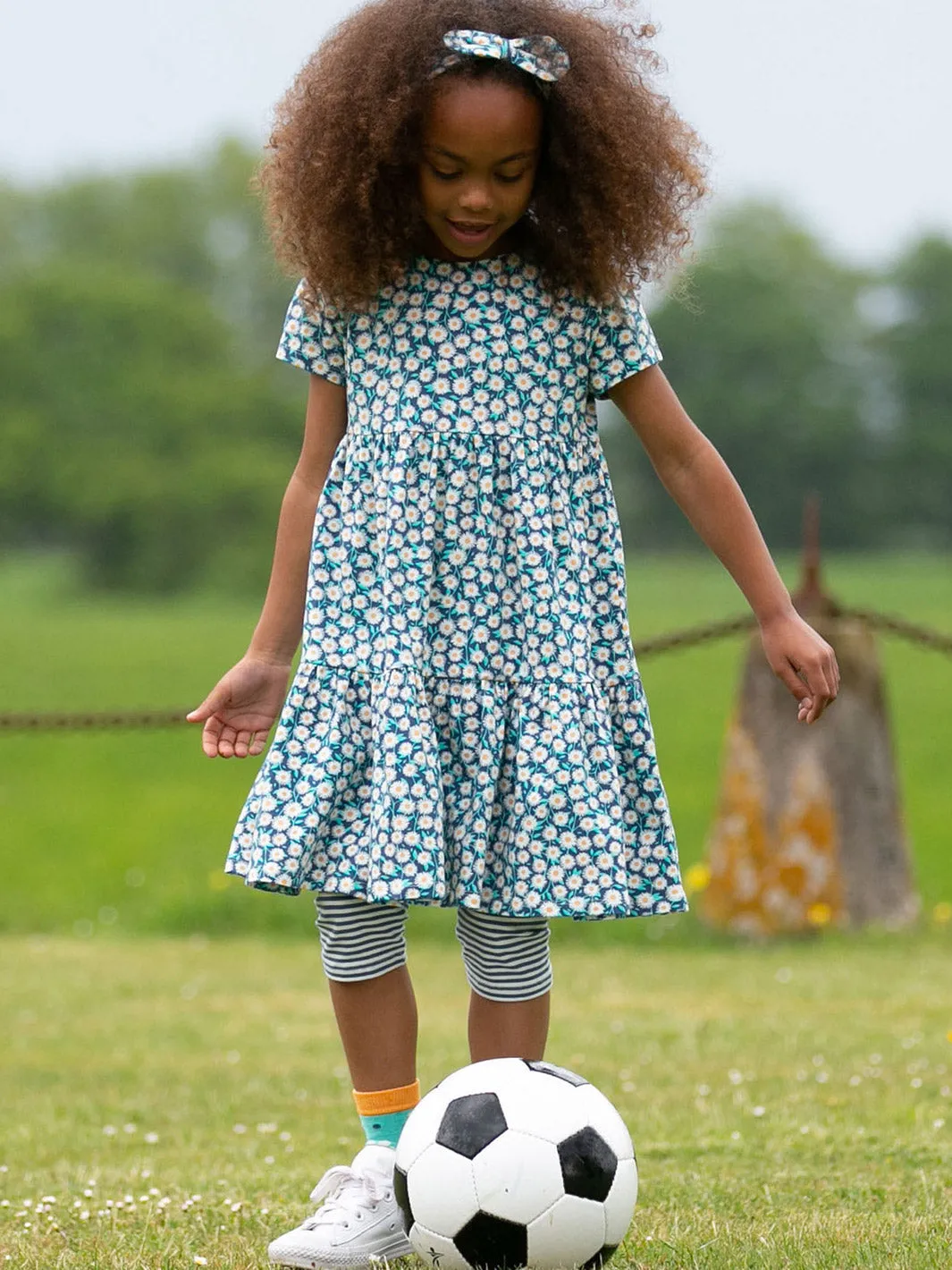 Daisy fields dress