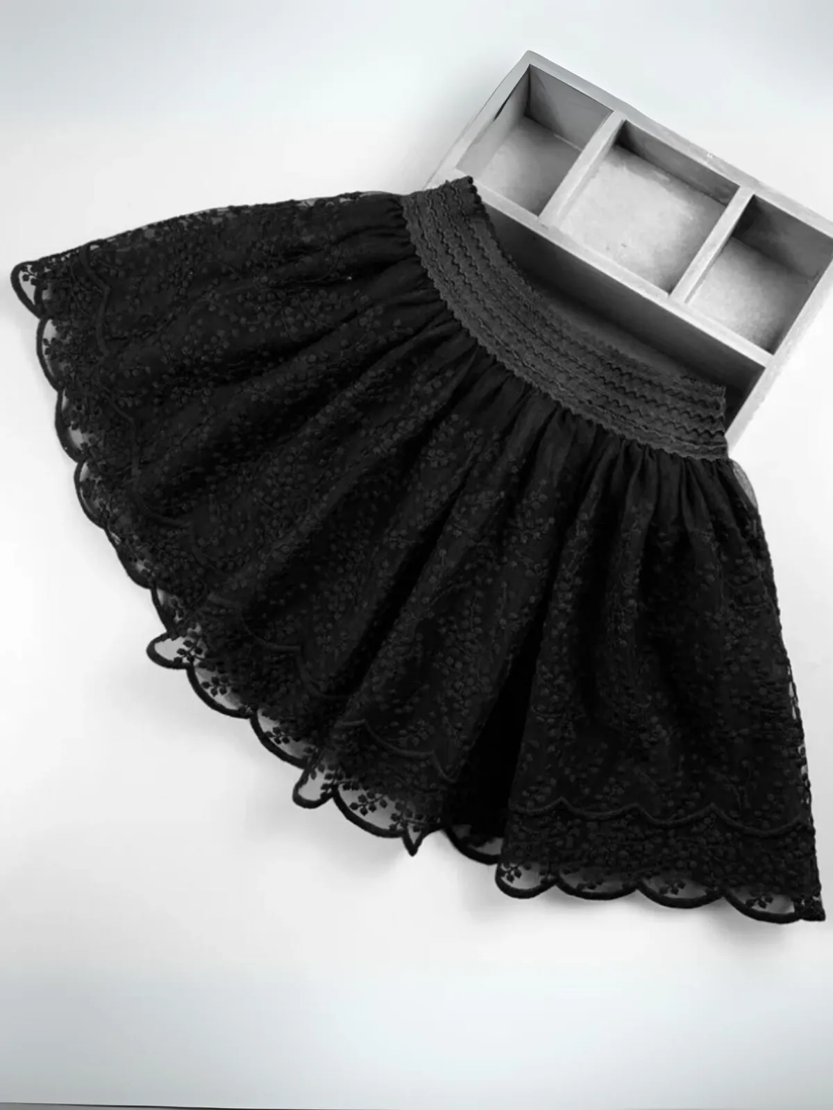 Girls Lovely Lace Tutu Skirt