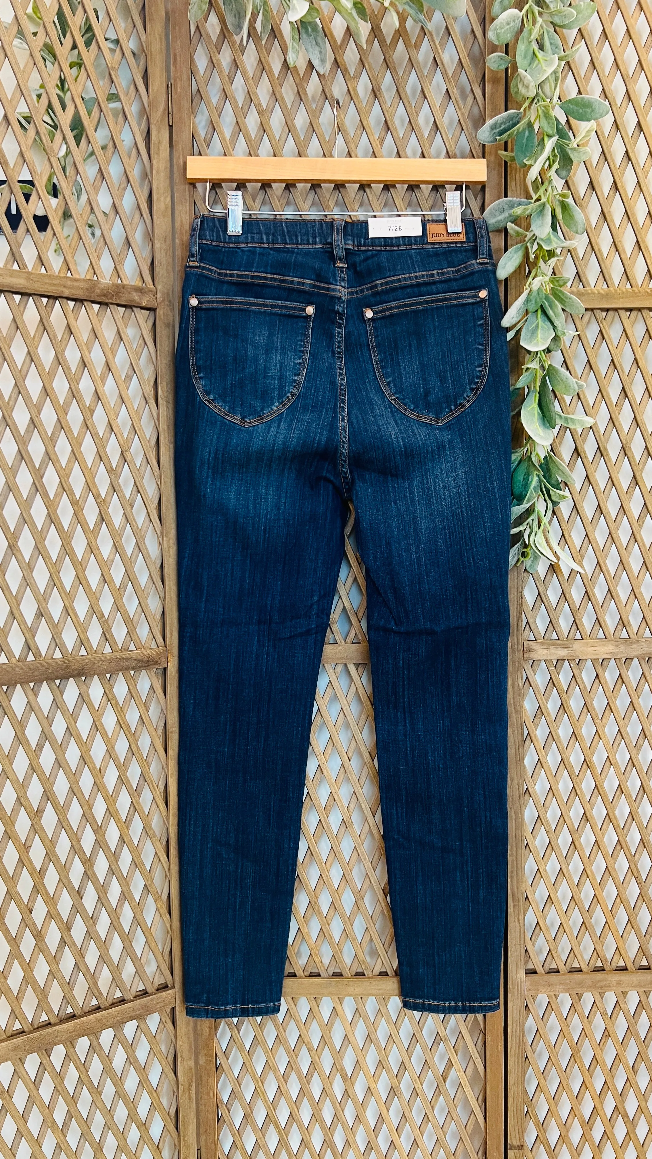 Judy Blue HW Pull-on Skinny w/ Patch Pockets