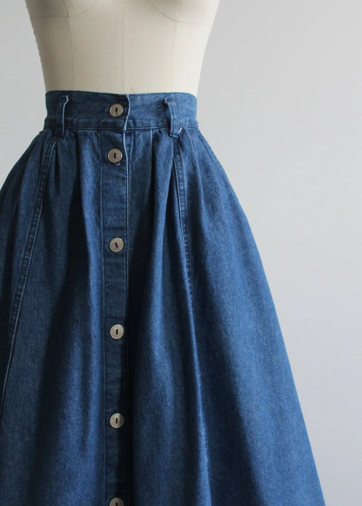 lakefront midi skirt