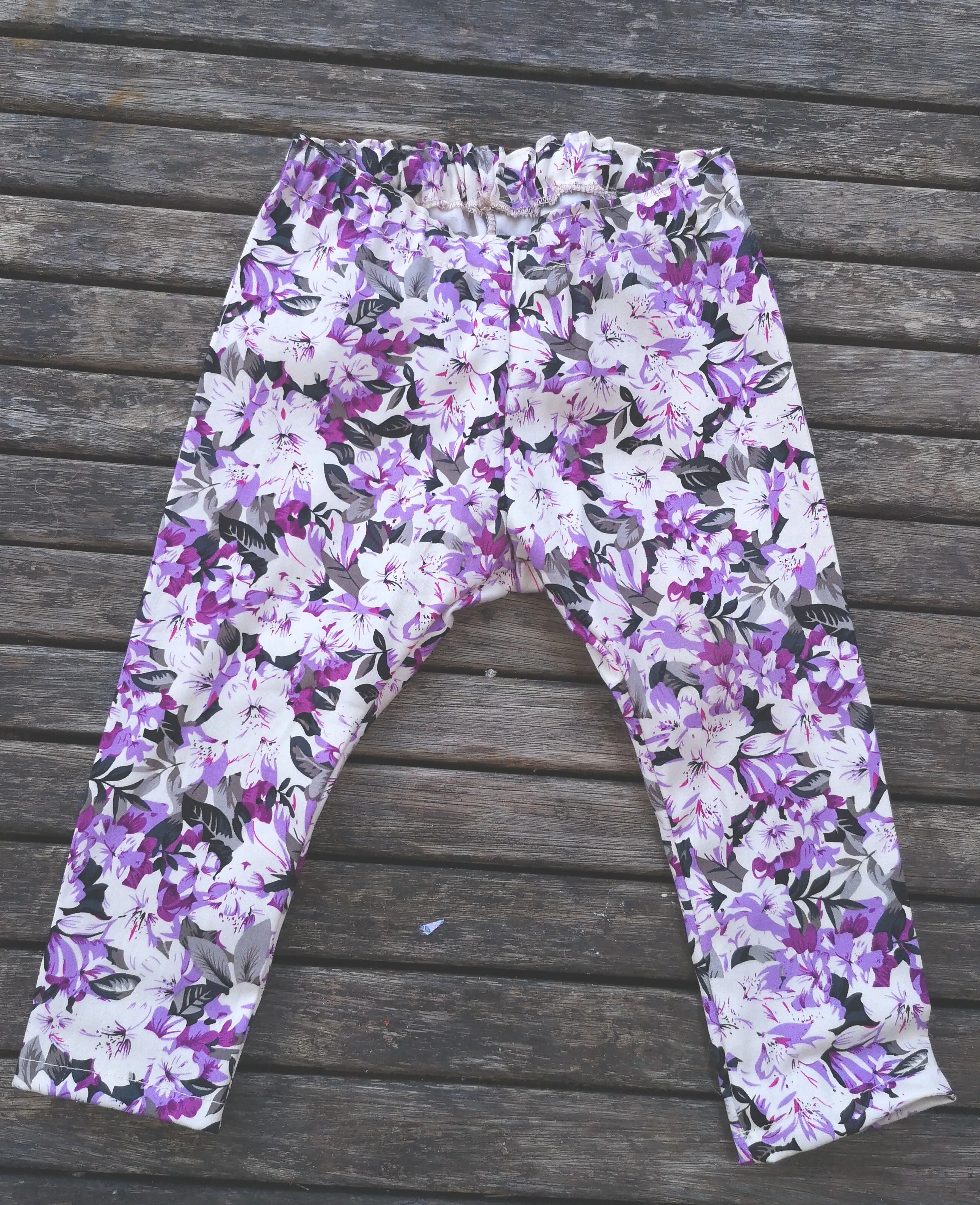 Leggings,6-9 month approx stretch floral cotton, baby girls, hippie, alternative styled