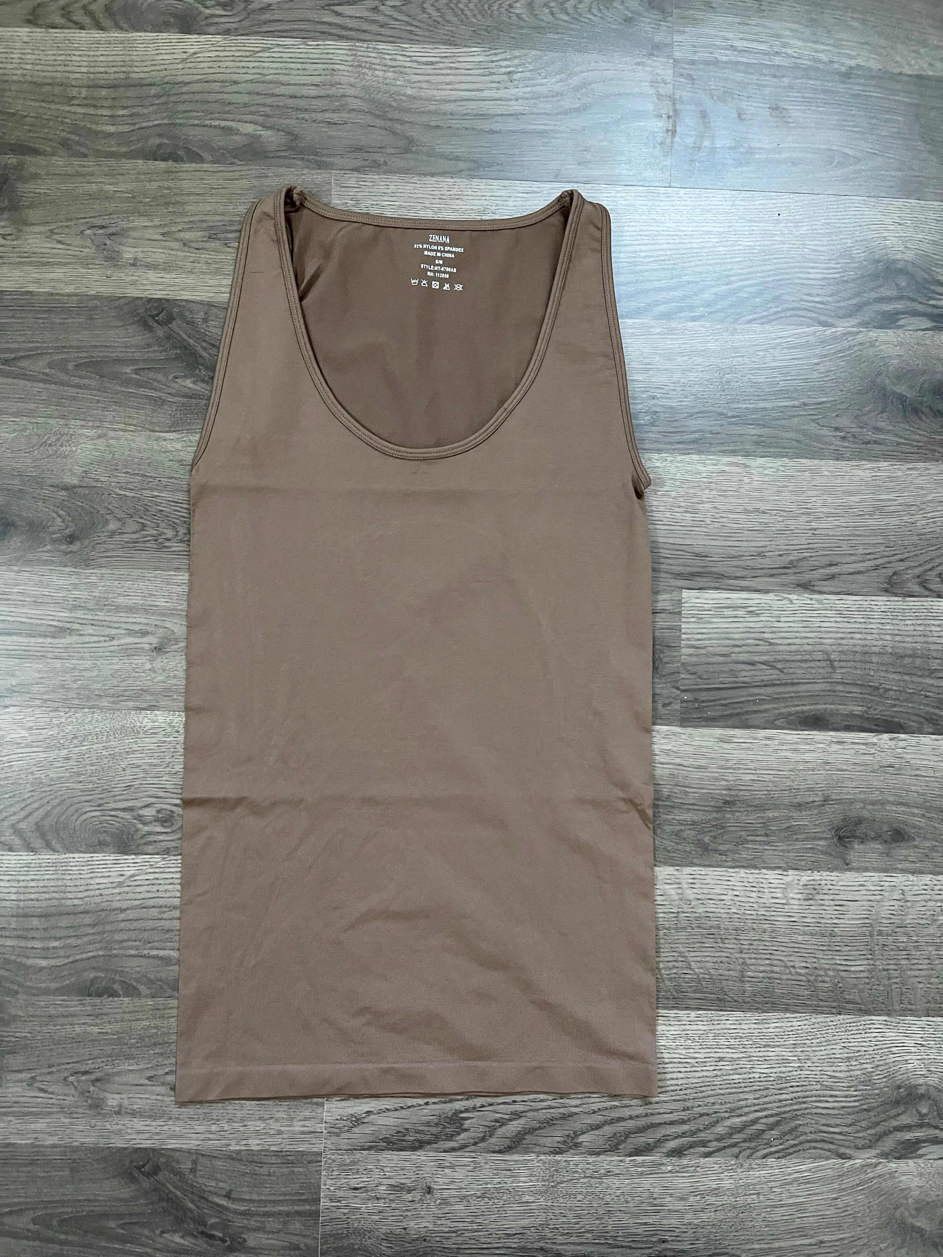 Scoop Neck Basic Tank