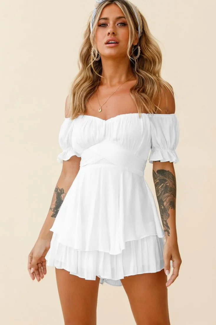 Solid Color Fashion Sexy off Neck Lantern Ruffle Sleeve Casual Summer Women Clothing Short Romper