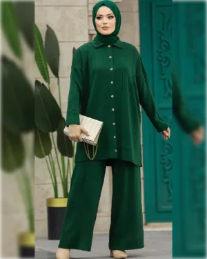 Talia Buttoned - Tricot - Dark Green - 2-Pieces Outfit in Wool طقم تاليا الشتوي من الصوف الناعم مكون من قطعتين مع أزرار باللون  الأخضر الغامق الجميل