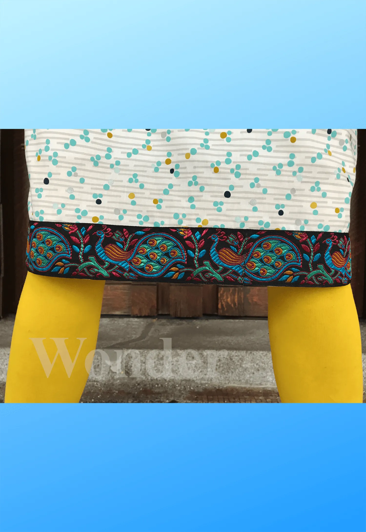 Women´s Blue Peacock Admirers Skirt